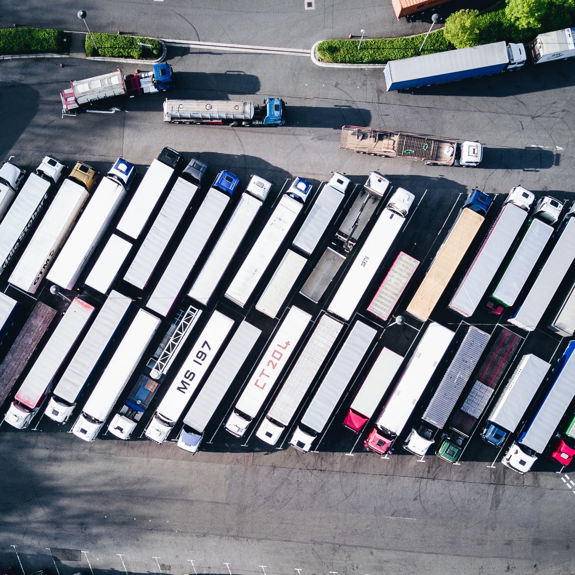 Switch from ICE to BEV trucks in transportation