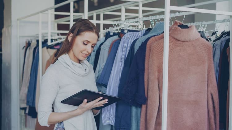 Cut retail store energy use with live data and automation