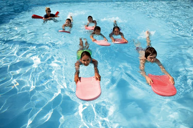 Use swimming to include children with Down syndrome