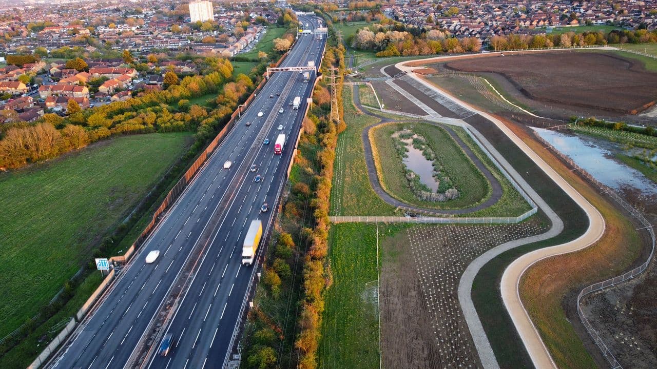 Integrate biodiversity into motorway construction