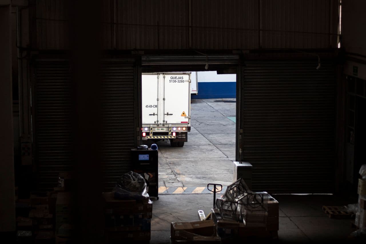 Make logistics carbon visible shipment by shipment