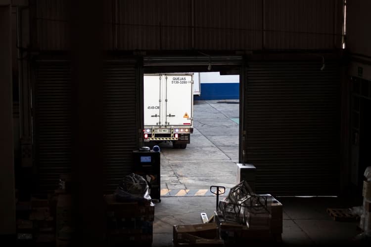 Make logistics carbon visible shipment by shipment