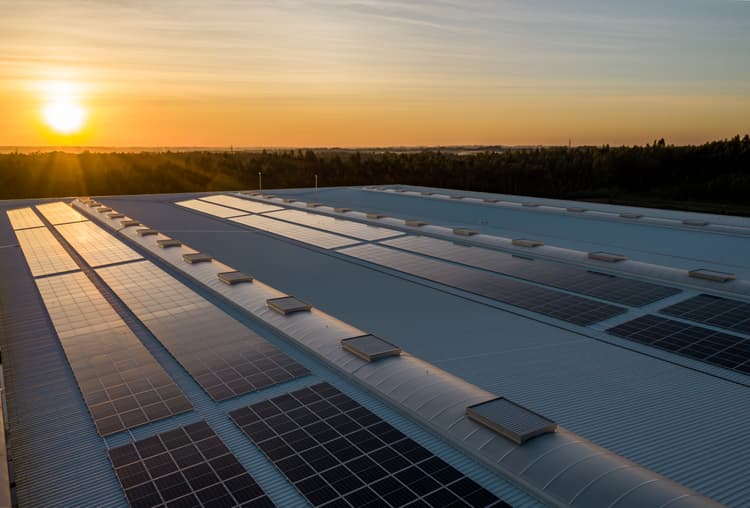 Opt for solar thermal water heating in buildings