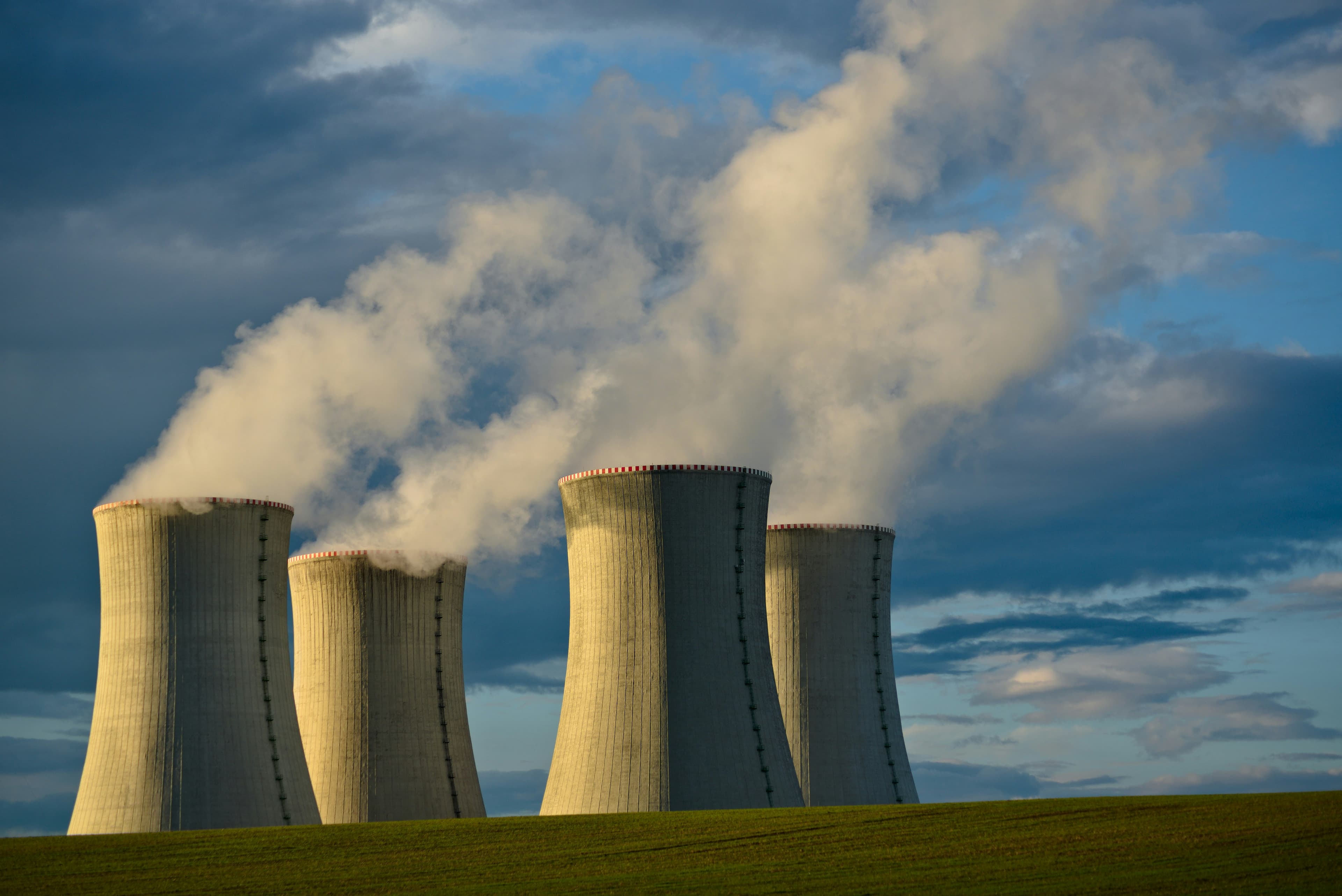 Accelerate clean energy transition with nuclear power